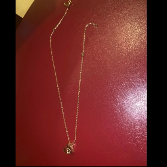 Gold coach necklace - Picture 1 of 1